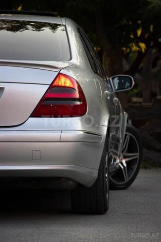 Mercedes E 320 2002, 361,000 km - 3.2 l - Bakı