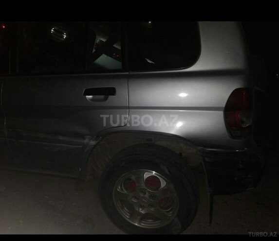 Mitsubishi Pajero io 1998, 310,000 km - 1.8 l - Bakı