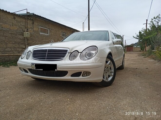 Mercedes E 220 2005, 271,100 km - 2.2 l - Bakı