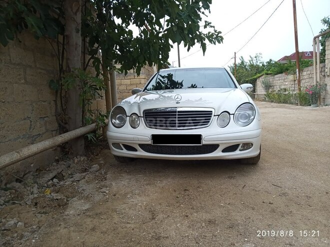 Mercedes E 220 2005, 271,100 km - 2.2 l - Bakı