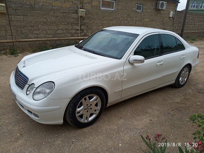 Mercedes E 220 2005, 271,100 km - 2.2 l - Bakı