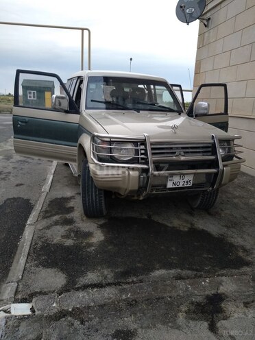 Mitsubishi Pajero 1993, 250,000 km - 2.5 l - Sumqayıt