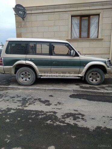 Mitsubishi Pajero 1993, 250,000 km - 2.5 l - Sumqayıt