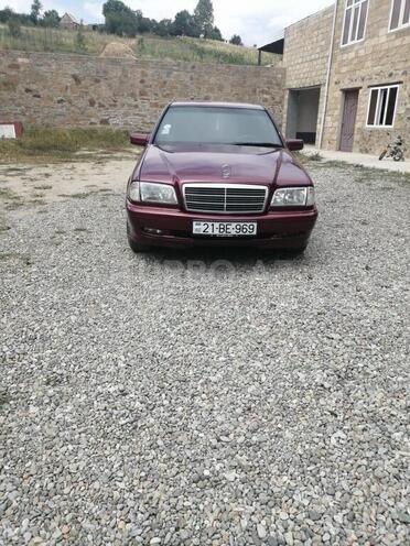 Mercedes C 180 1998, 320,000 km - 1.8 l - Gədəbəy