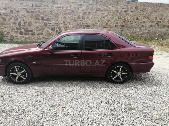 Mercedes C 180 1998, 320,000 km - 1.8 l - Gədəbəy