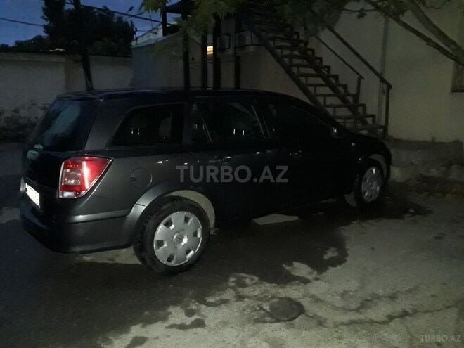 Opel Astra 2009, 197,000 km - 1.4 л - Bakı