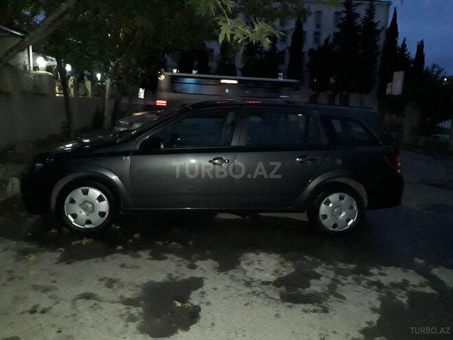 Opel Astra 2009, 197,000 km - 1.4 л - Bakı