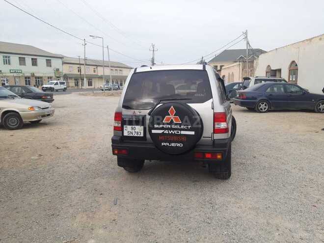 Mitsubishi Pajero io 2002, 180,000 km - 0.2 л - Bakı