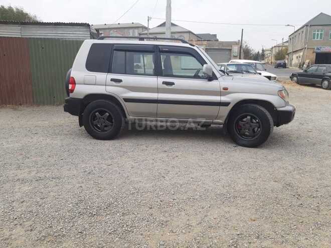 Mitsubishi Pajero io 2002, 180,000 km - 0.2 l - Bakı