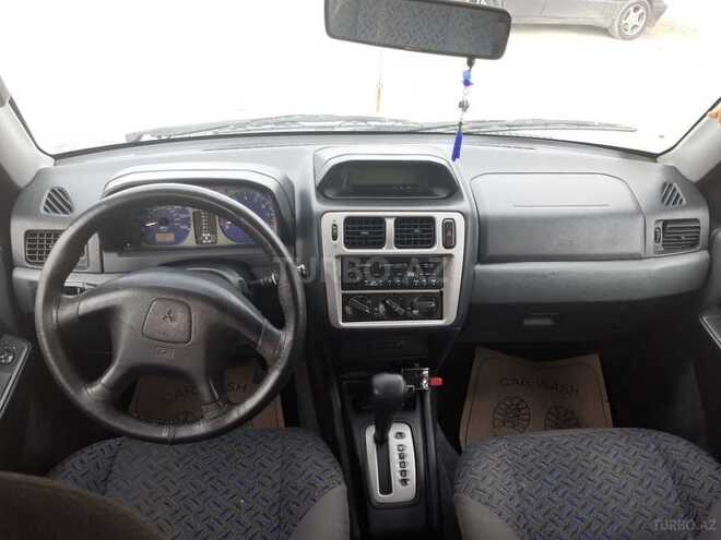 Mitsubishi Pajero io 2002, 180,000 km - 0.2 l - Bakı
