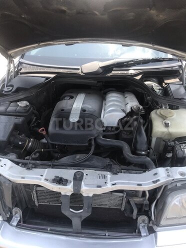 Mercedes C 220 1998, 303,030 km - 2.2 l - Bakı