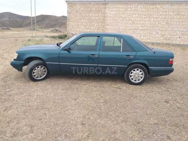 Mercedes E 280 1993, 257,365 km - 2.8 l - Şəmkir