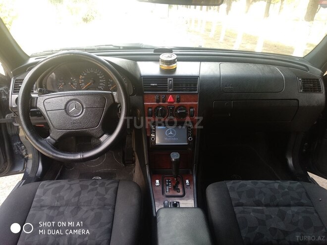 Mercedes C 180 1999, 273,000 km - 1.8 л - Neftçala