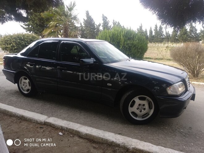 Mercedes C 180 1999, 273,000 km - 1.8 л - Neftçala
