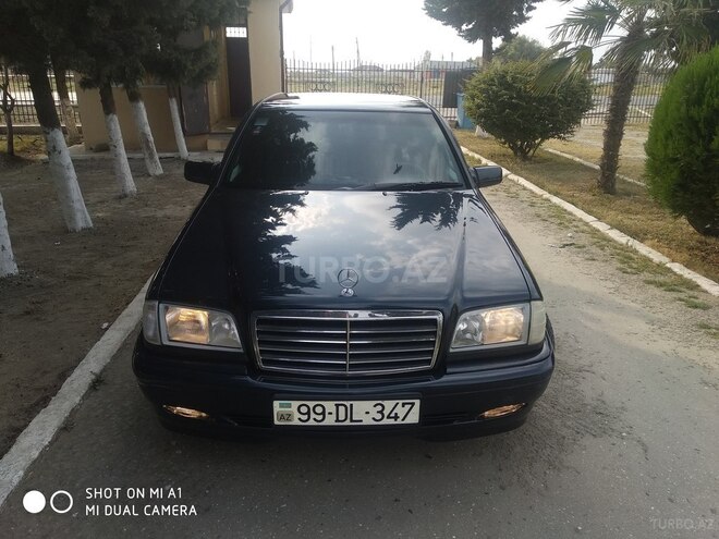 Mercedes C 180 1999, 273,000 km - 1.8 л - Neftçala