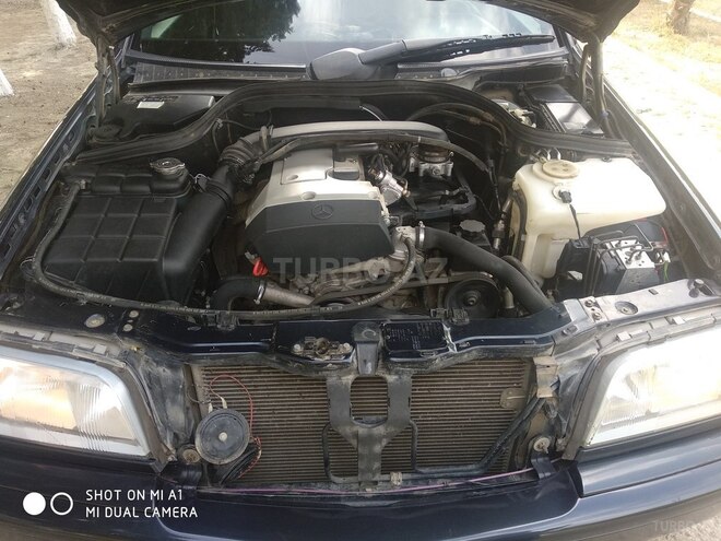 Mercedes C 180 1999, 273,000 km - 1.8 л - Neftçala