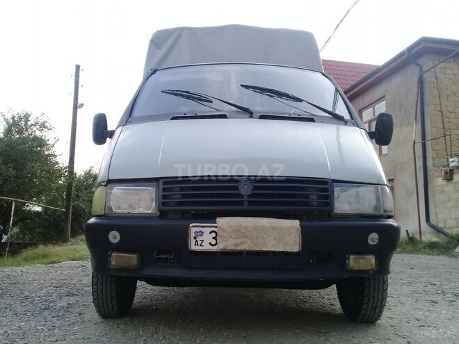 GAZ 330202-740 2000, 200,000 km - 2.4 l - Qusar