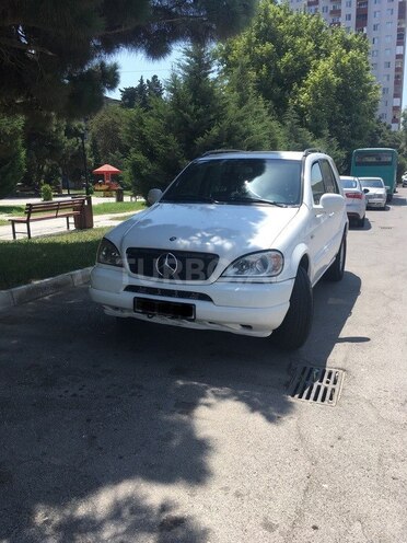 Mercedes ML 270 2000, 270,100 km - 2.7 l - Bakı