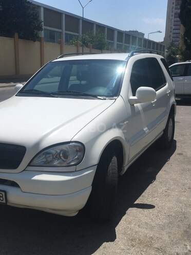 Mercedes ML 270 2000, 270,100 km - 2.7 l - Bakı