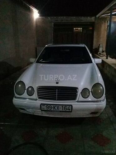 Mercedes E 220 1999, 545,000 km - 2.2 l - Bakı