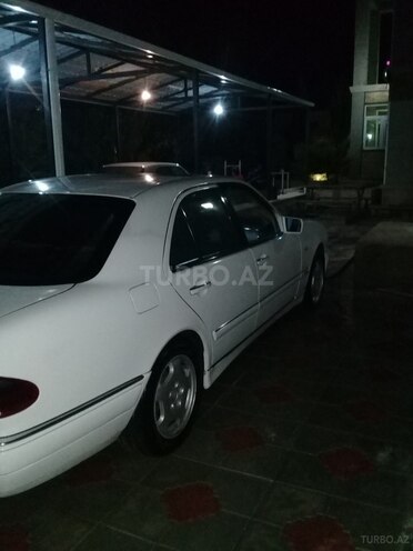 Mercedes E 220 1999, 545,000 km - 2.2 l - Bakı