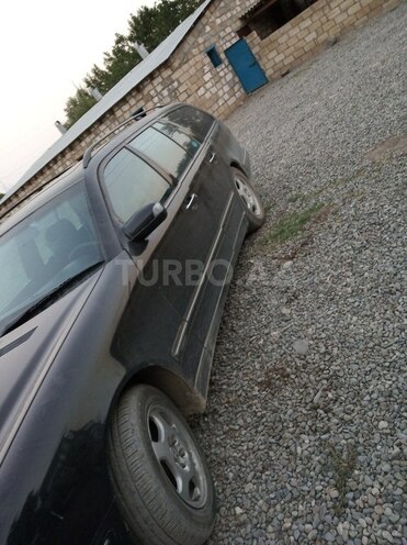 Mercedes E 240 2000, 333,333 km - 0.3 l - Bərdə