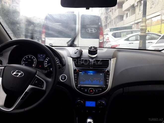 Hyundai Accent 2011, 112,000 km - 1.6 l - Bakı