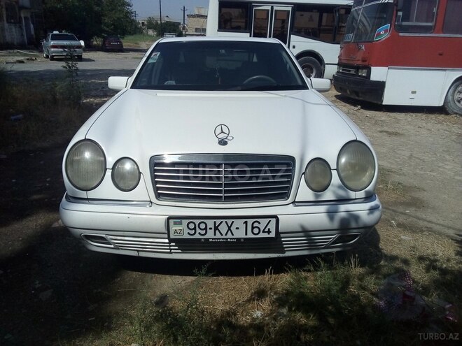 Mercedes E 220 1999, 545,000 km - 2.2 l - Bakı