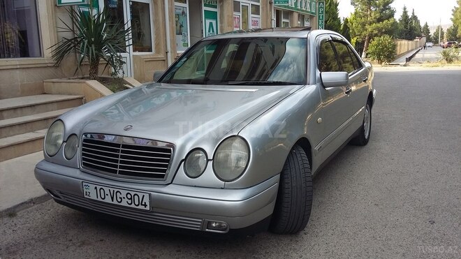 Mercedes E 240 1998, 312,600 km - 2.4 l - Şirvan
