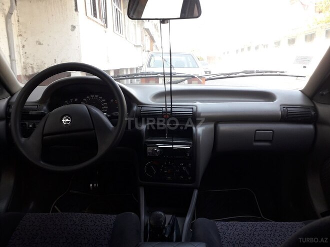 Opel Astra 1992, 42,000 km - 1.6 л - Mingəçevir