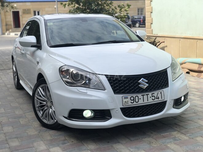 Suzuki Kizashi 2010, 122,000 km - 2.4 л - Sumqayıt