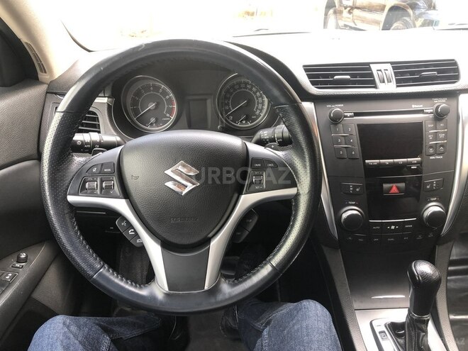 Suzuki Kizashi 2010, 122,000 km - 2.4 л - Sumqayıt