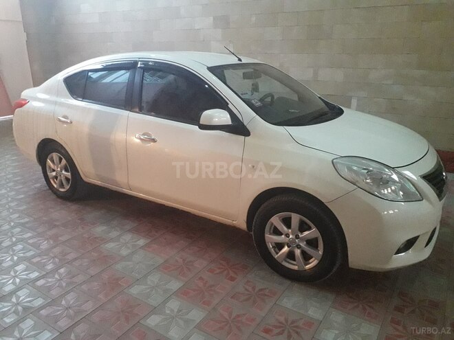 Nissan Sunny 2013, 177,000 km - 1.5 l - Bakı