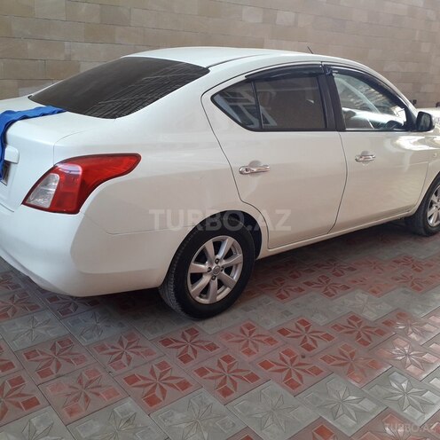 Nissan Sunny 2013, 177,000 km - 1.5 l - Bakı
