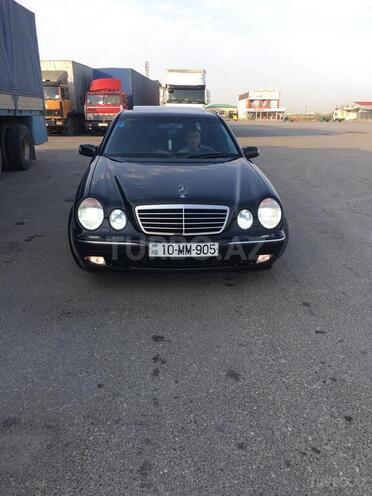 Mercedes E 280 2000, 258,500 km - 2.8 l - Bakı