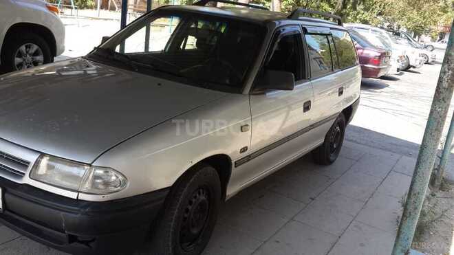 Opel Astra 1994, 350,000 km - 1.6 l - Bakı