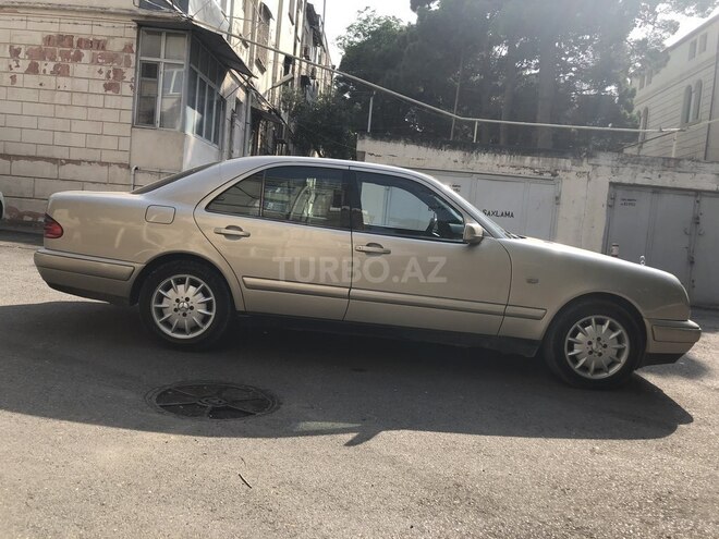 Mercedes E 240 1997, 334,024 km - 2.4 l - Bakı
