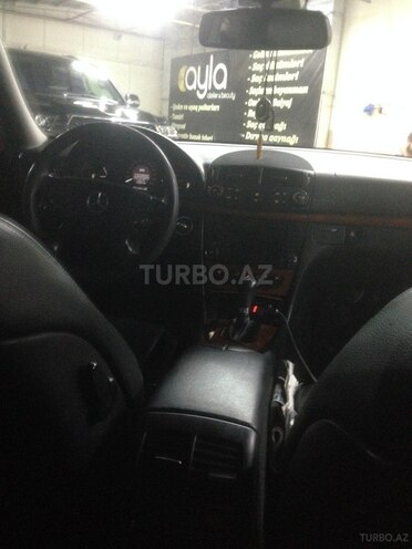 Mercedes E 220 2009, 261,000 km - 2.2 l - Bakı
