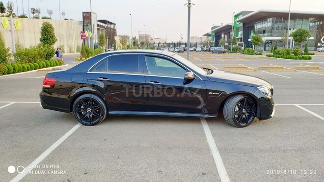Mercedes E 300 2010, 230,000 km - 3.0 l - Bakı