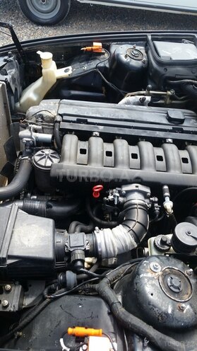 BMW 520 1992, 200,000 km - 2.0 л - Göygöl