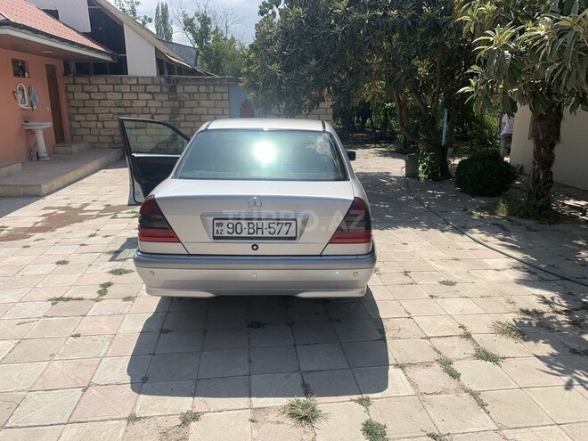 Mercedes C 240 1998, 213,000 km - 2.4 л - Şəki