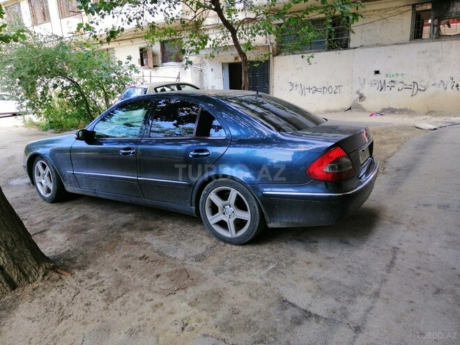 Mercedes E 320 2002, 246,000 km - 3.2 l - Bakı