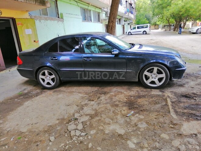 Mercedes E 320 2002, 246,000 km - 3.2 l - Bakı