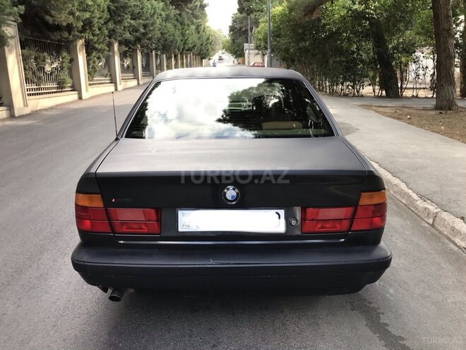 BMW 520 1992, 285,000 km - 2.0 l - Bakı