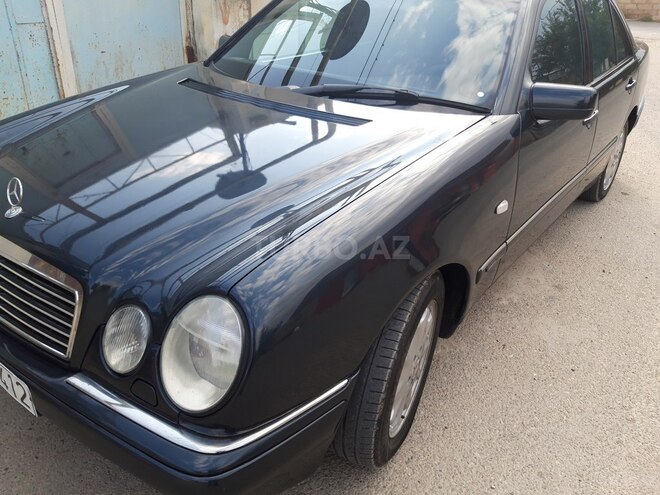 Mercedes E 230 1997, 240,000 km - 2.3 l - Bakı