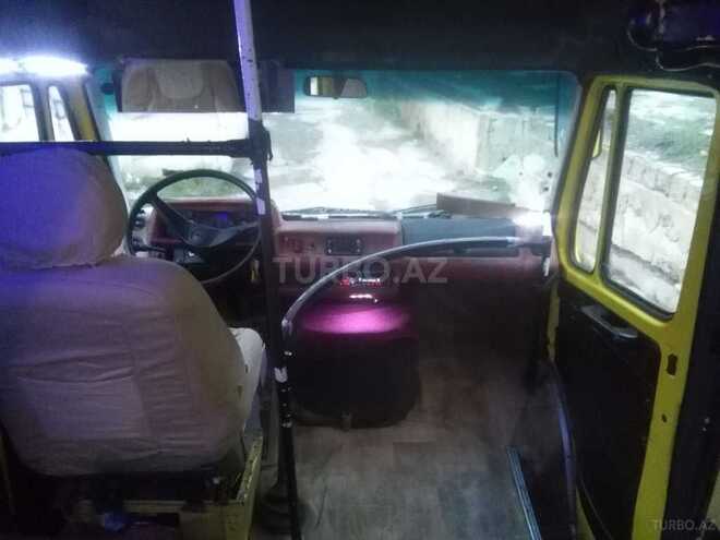 Mercedes 208 D 1986, 32,888 km - 2.3 l - Bakı