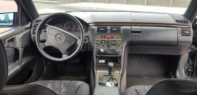 Mercedes E 200 1997, 205,000 km - 2.0 l - Gəncə