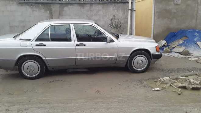 Mercedes 190 1993, 335,250 km - 2.0 л - Bakı