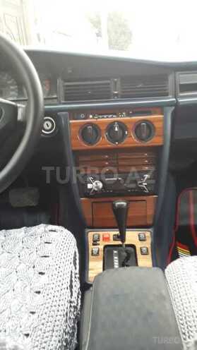 Mercedes 190 1993, 335,250 km - 2.0 л - Bakı