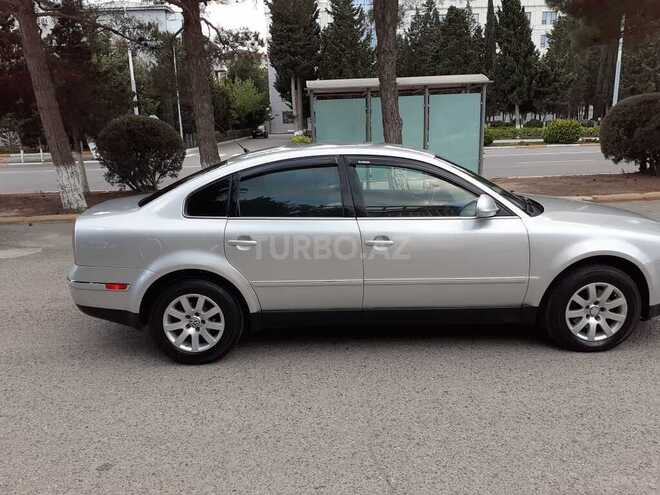 Volkswagen Passat 2004, 245,000 km - 1.8 l - Sumqayıt